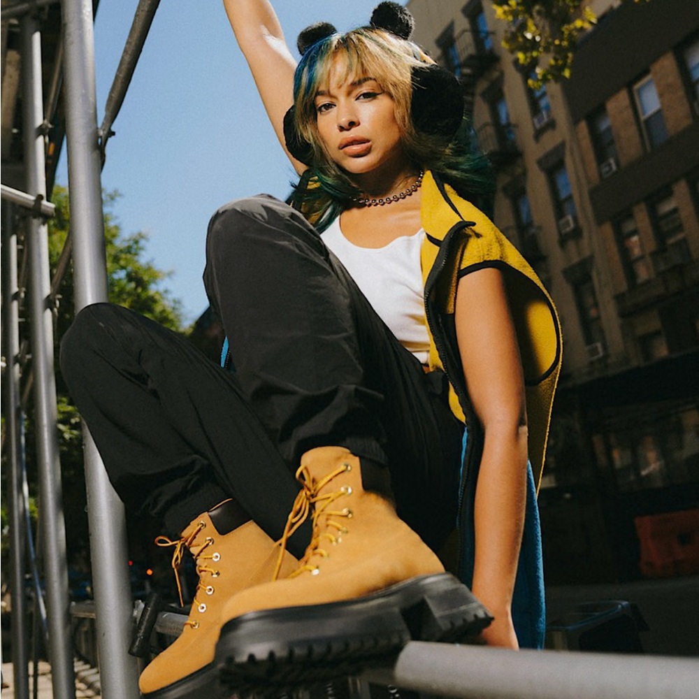 NEW Women's Timberland® Sky 6-Inch Lace-up Boot Size 10